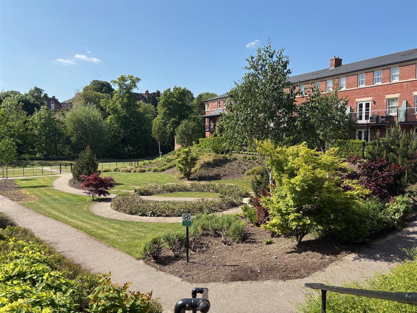 18 The Old Meadow, Shrewsbury, SY2 6GA For Sale
